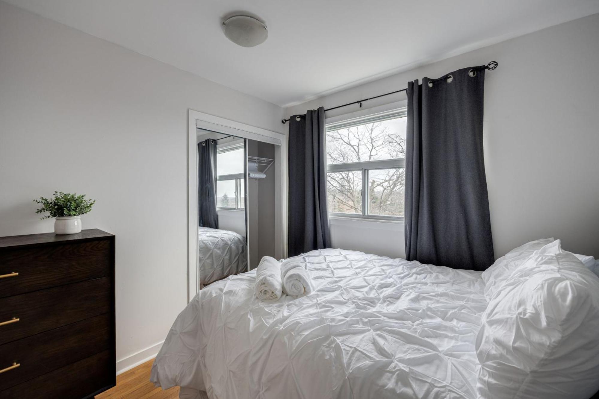 Eglinton West Guest Suite Toronto Kültér fotó