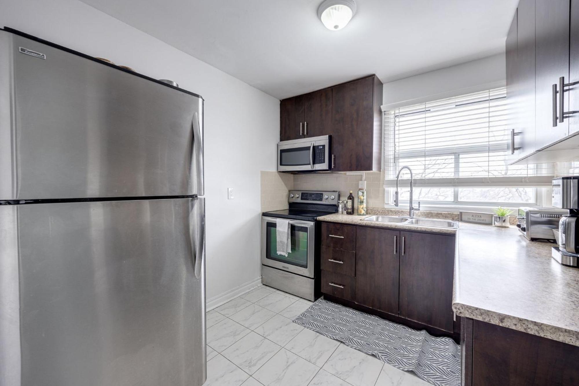 Eglinton West Guest Suite Toronto Kültér fotó